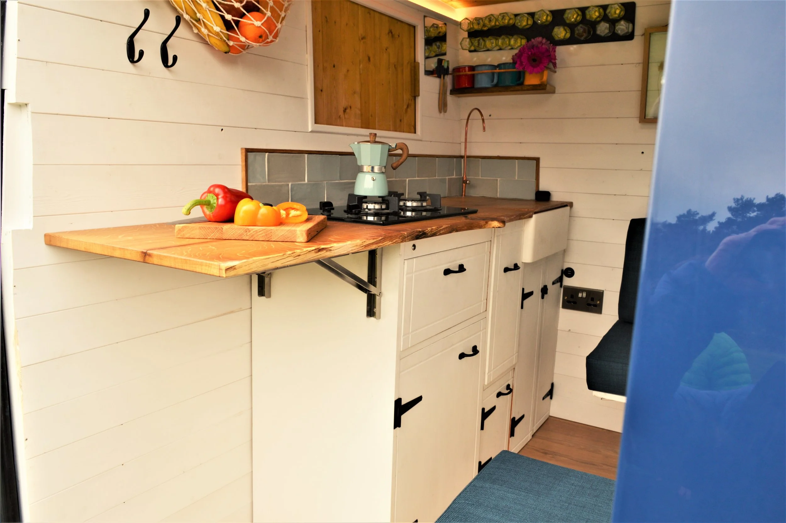 Luca. Country kitchen, Dining area for 2, Fixed double bed, Single childs bed. Photo 2 of 19.