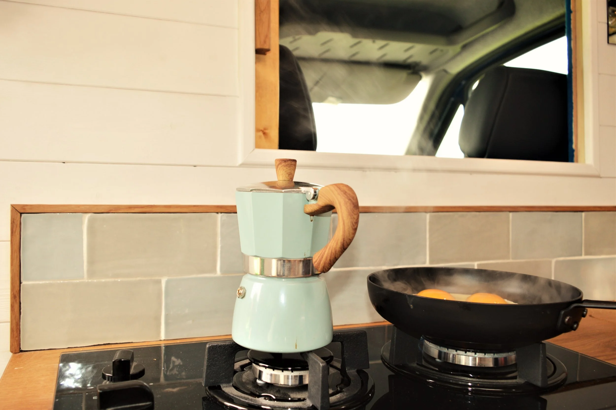 Luca. Country kitchen, Dining area for 2, Fixed double bed, Single childs bed. Photo 6 of 19.